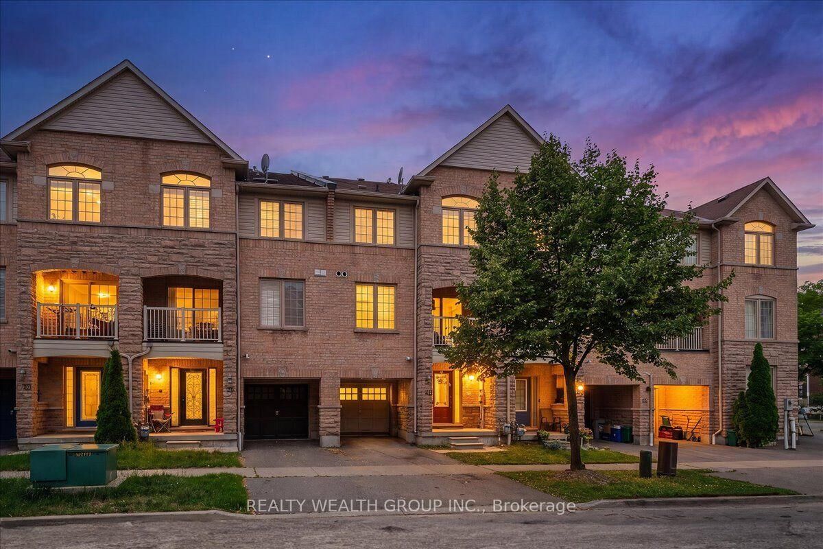 Property Photo: 40 Clowes Street ON L1Z 0K9