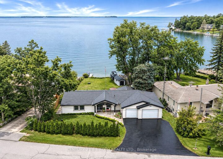 91 Moon Point Drive — photo 1