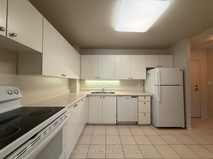 Property Photo:  128 St Augustine Drive 119  ON L2P 3X6 