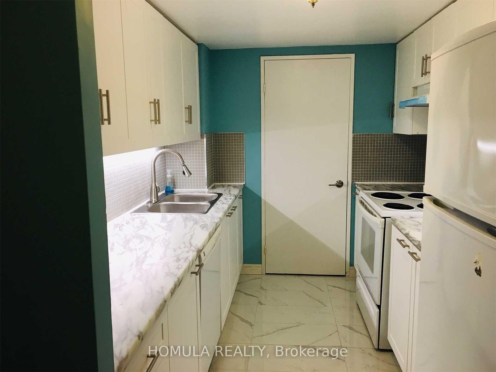 Property Photo:  250 Jarvis Street 101  ON M5B 2L2 