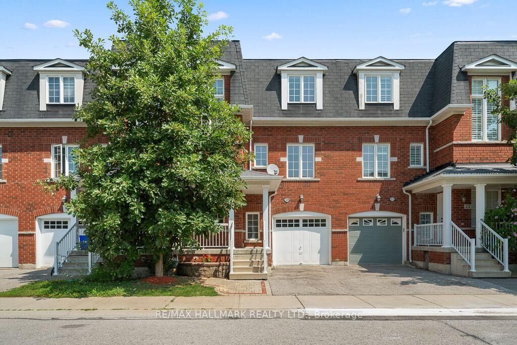 Property Photo: 15 Old Colony Road 24 ON L4E 4L5