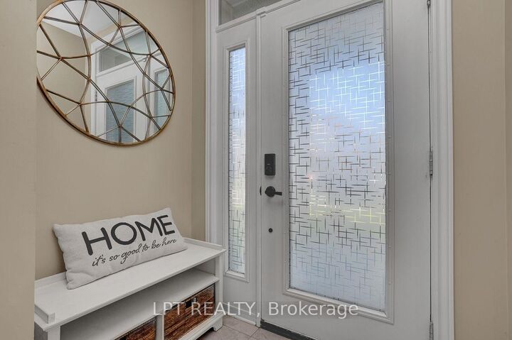 Property Photo:  416 Warmstone Drive  ON K2S 0W2 