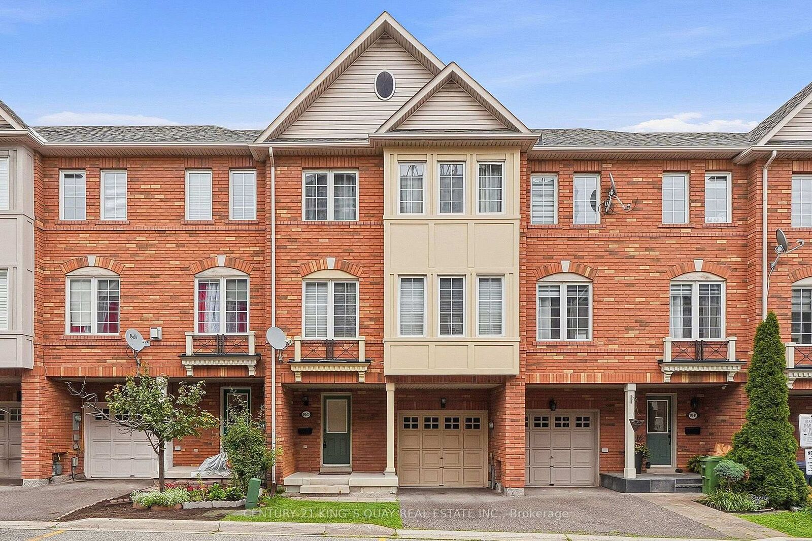 Property Photo: 619 Evans Avenue 22 ON M8W 2W4
