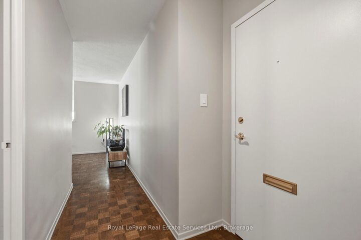 Property Photo:  15 Towering Heights Boulevard 102  ON L2T 3G7 
