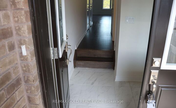 Property Photo:  147 Shepherd Drive  ON L9J 0P9 