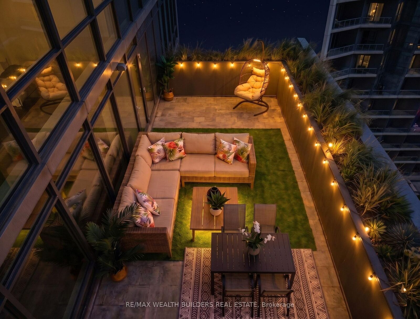 Property Photo: 15 Merchants' Wharf Way 1133 ON M5A 0N8