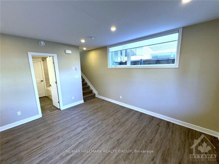 Property Photo:  320 Mona Avenue B  ON K1L 7A2 
