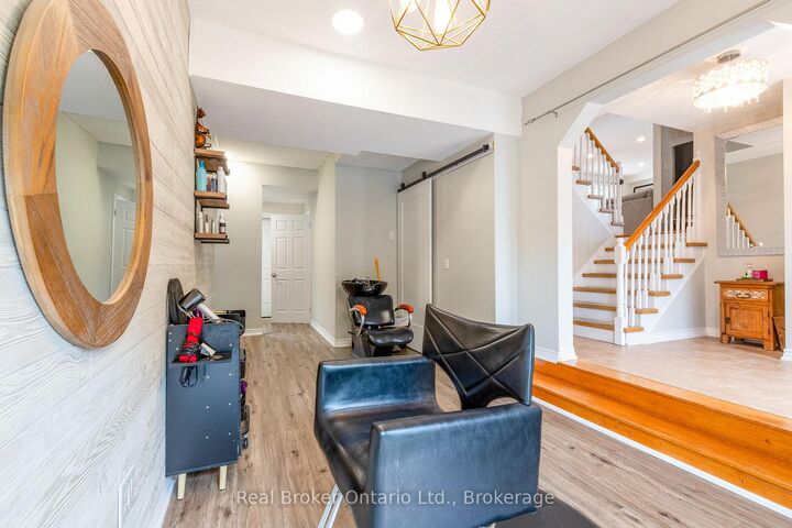 Property Photo: 1819 Old Second Road S ON L4M 4Y8