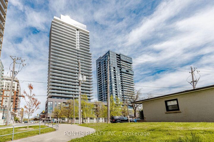 Property Photo:  2075 Lakeshore Road 404  ON L7R 1E2 