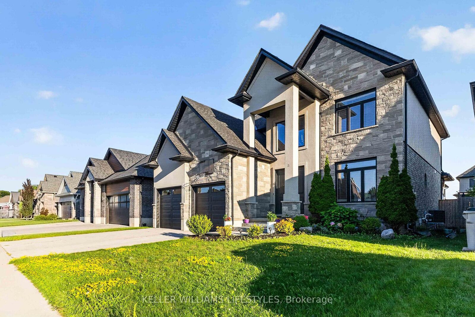 Property Photo:  158 Acton Street  ON N7G 0C7 