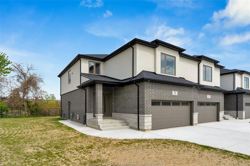 Property Photo: 33 Eagle ON N8H 3V4