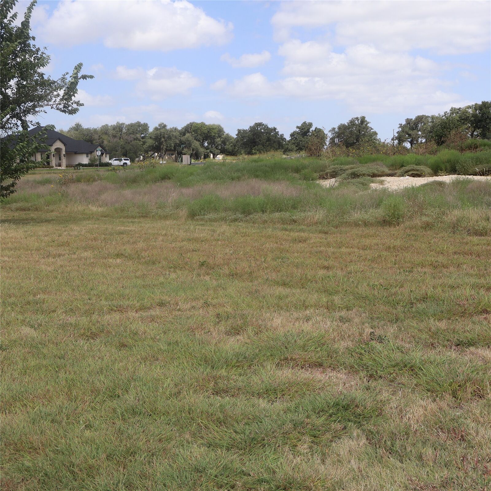 Property Photo:  105 Huerta Road  TX 76527 