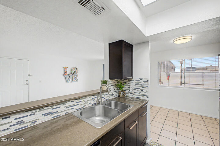 Property Photo: 616 S Hardy Drive 118 AZ 85281