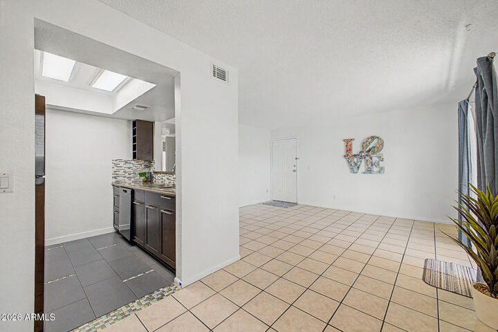 Property Photo: 616 S Hardy Drive 118 AZ 85281