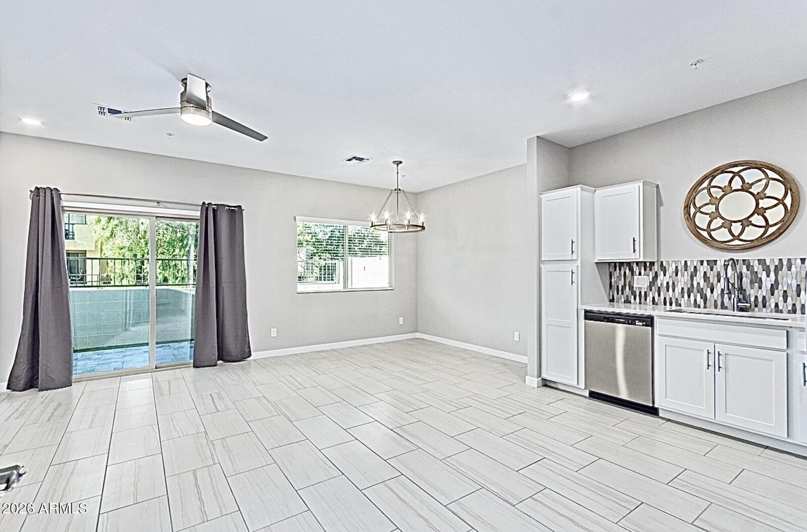 Property Photo: 2134 W Harmont Drive AZ 85021