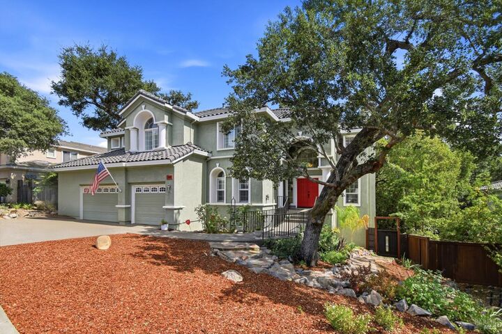 Property Photo:  178 Yulupa Circle  CA 95405 