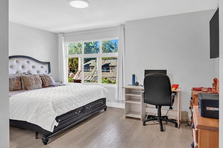 Property Photo: 7518 138 Street 57 BC V3W 1S1