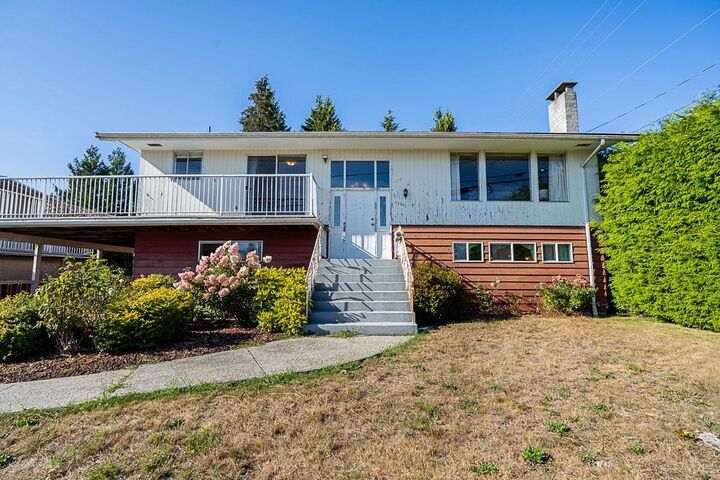 Property Photo: 11595 75A Avenue BC V4C 1H9