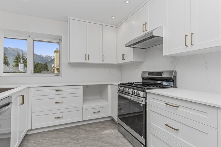 Property Photo: 1004 Pia Road BC V0N 1T0