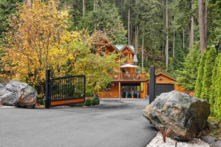 Property Photo: 15041 Root Roundabout BC V0X 1L5