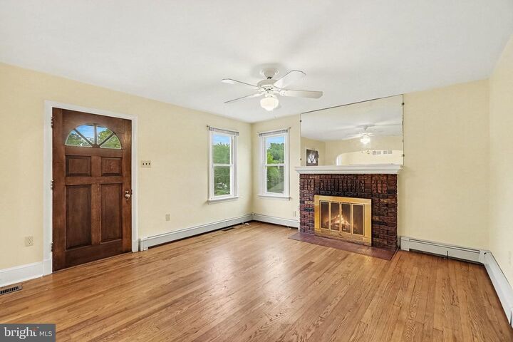 Property Photo:  401 Wood Street  PA 17109 