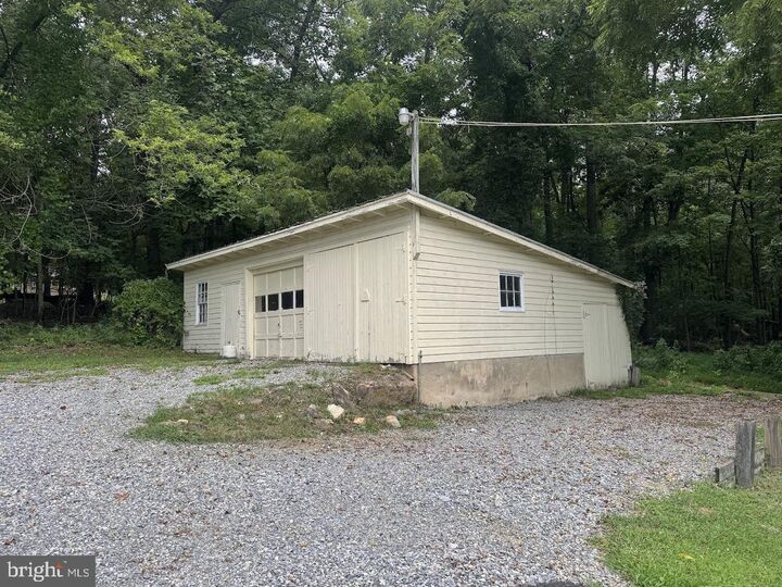 Property Photo: 454 Rockville Road PA 17362