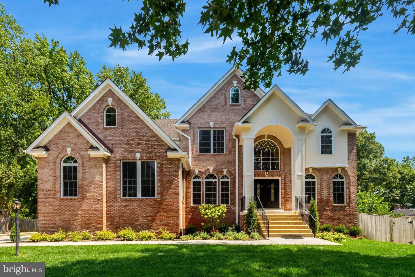 Property Photo: 8713 Oak Leaf Drive VA 22309