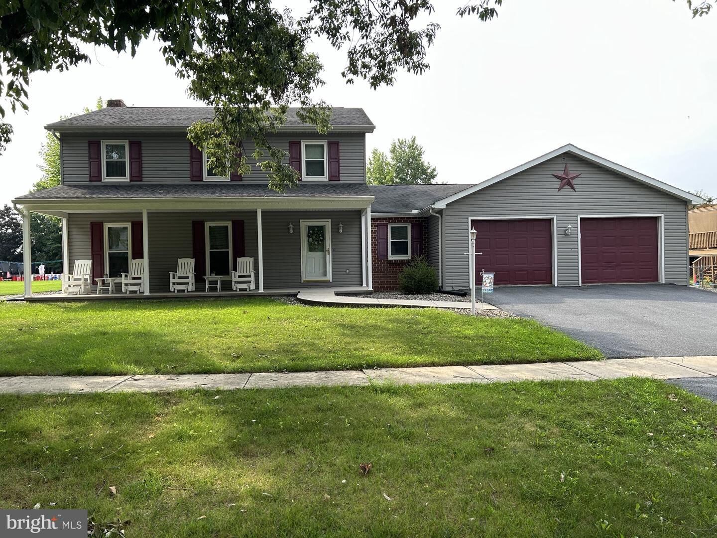 Property Photo:  610 Westover Road  PA 17257 