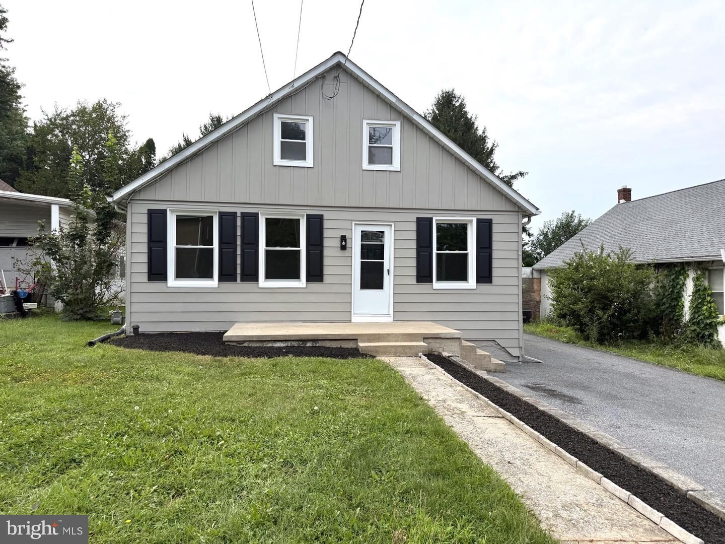 Property Photo: 16 E Tolna Road PA 17361