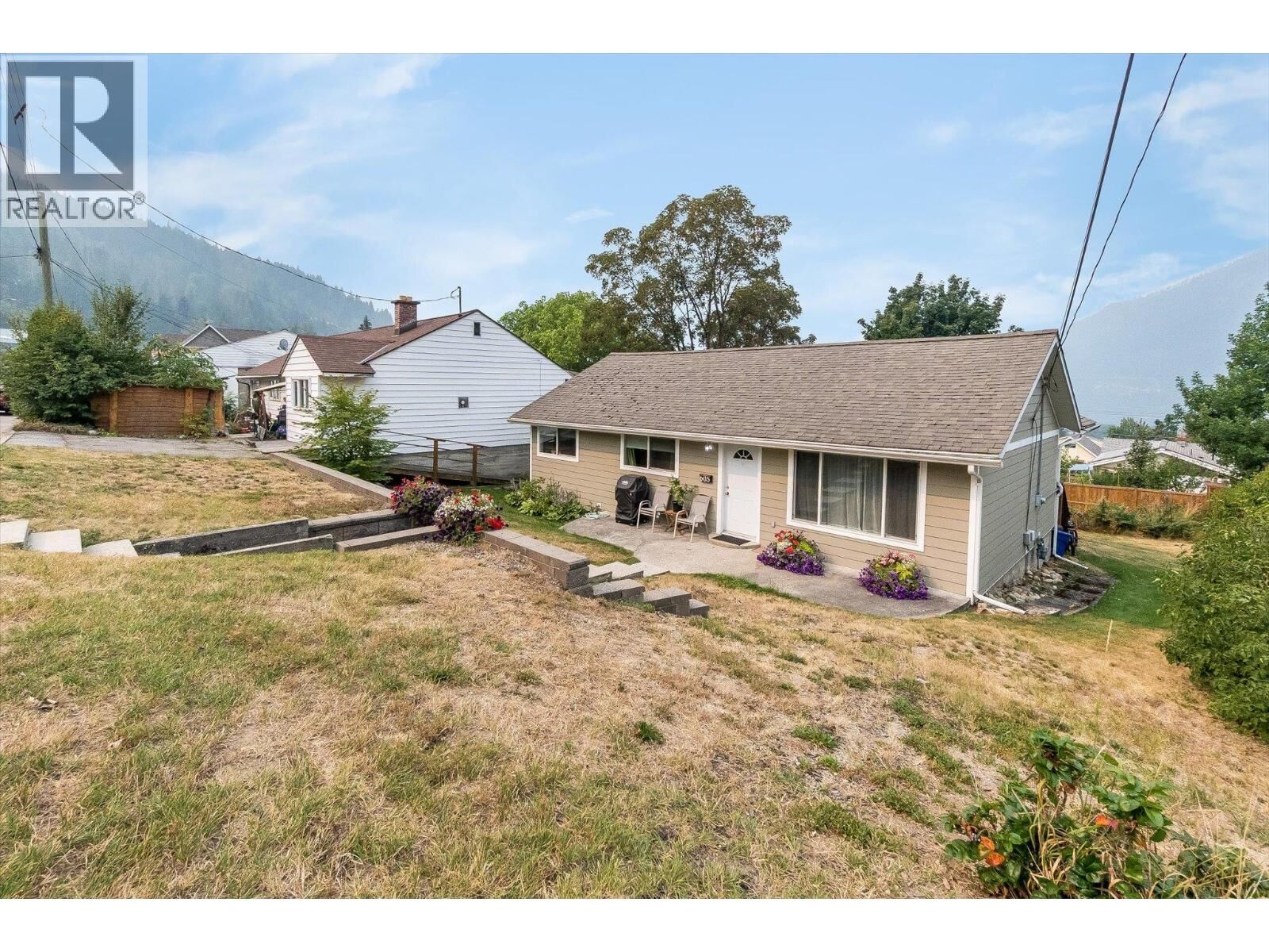Property Photo: 605 Seventh Street BC V1L 2Z8