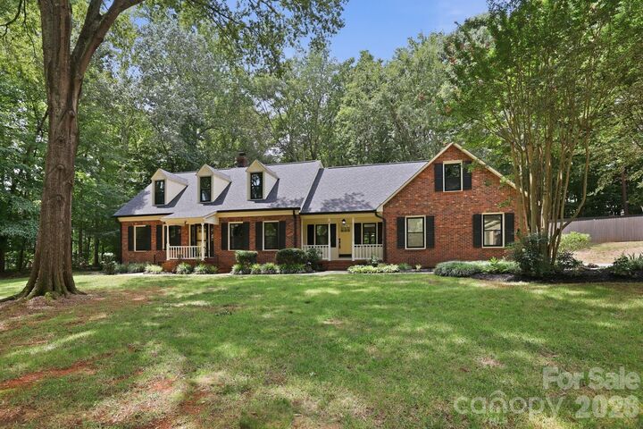 Property Photo: 514 Belwood Drive NC 28012