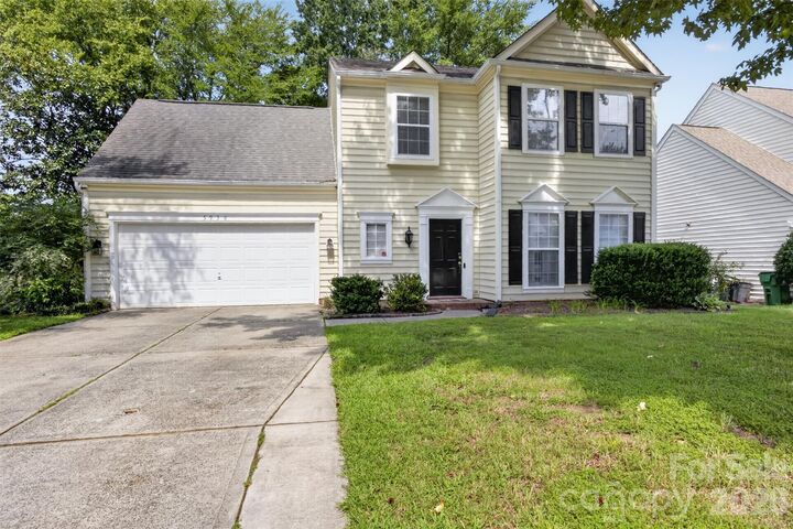 Property Photo:  5936 Downfield Wood Drive  NC 28269 