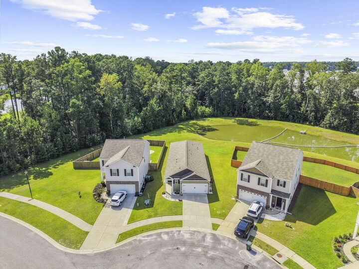 Property Photo:  627 Silver Spruce Street  SC 29486 