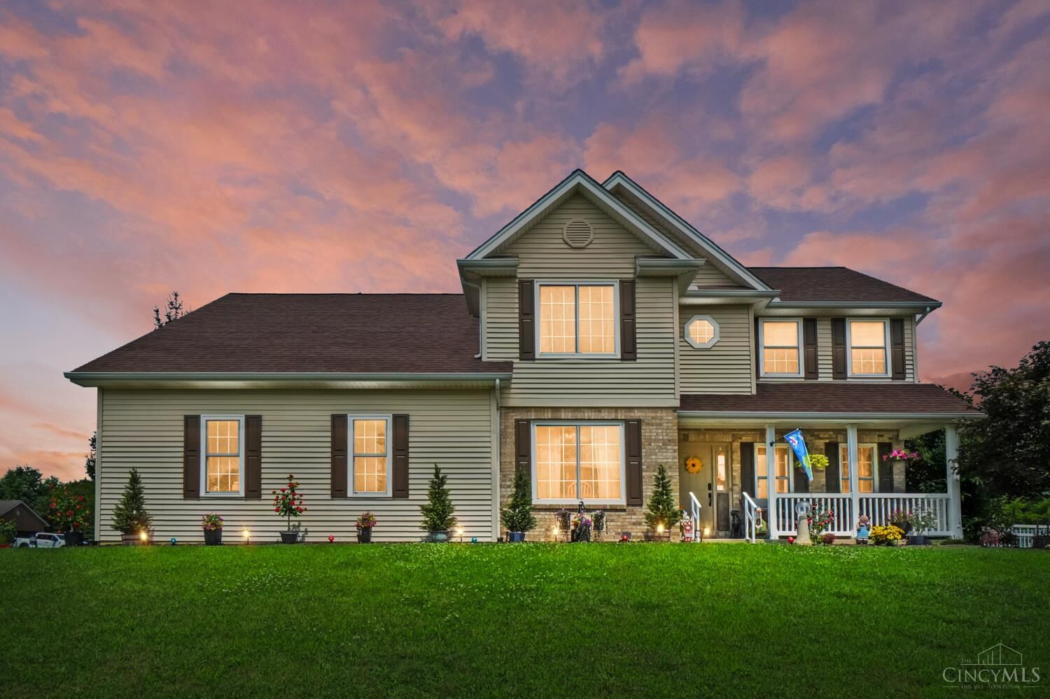 Property Photo: 820 Willow Bend Drive OH 45177