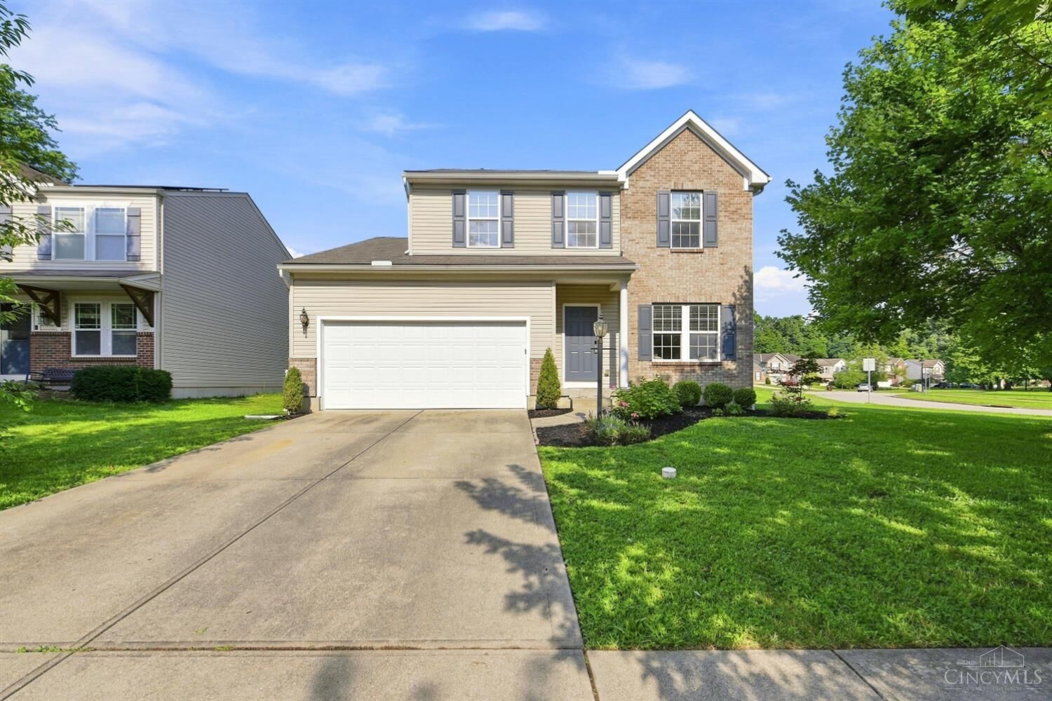 Property Photo:  4 Ashwood Place  OH 45102 