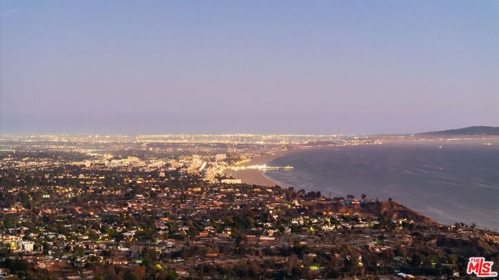 Property Photo: 1058 Vista Grande Dr CA 90272