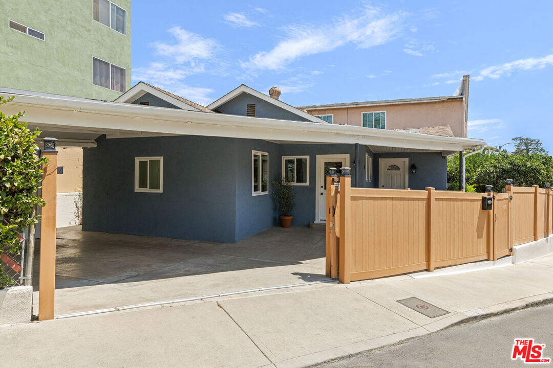 Property Photo:  4312 Winchester Ave  CA 90032 