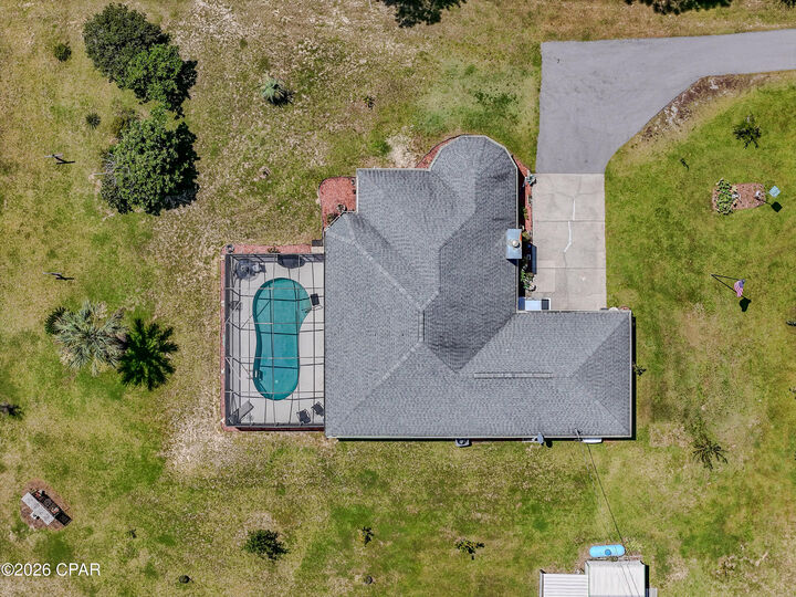 Property Photo: 11916 Owenwood Road FL 32438