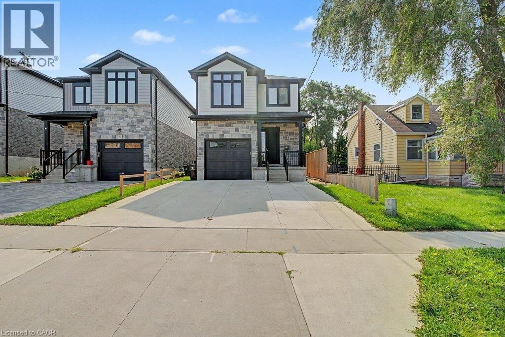 Property Photo:  31 Fourth Avenue  ON N2C 1N9 