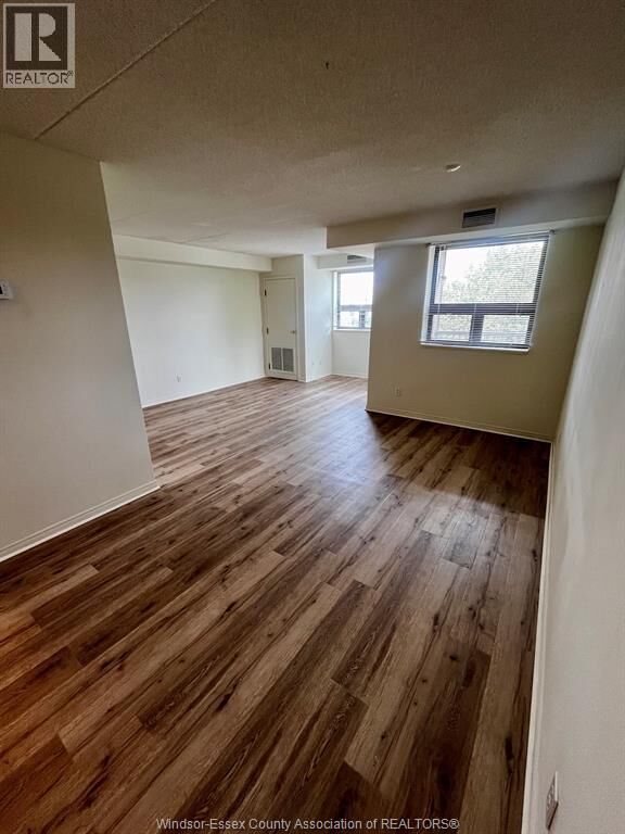 Property Photo: 1160 Lauzon 401 ON N8S 4T1