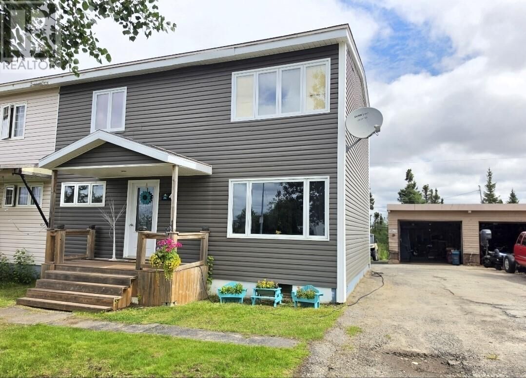 Property Photo:  47 Whiteway Drive  NL A0R 1B0 
