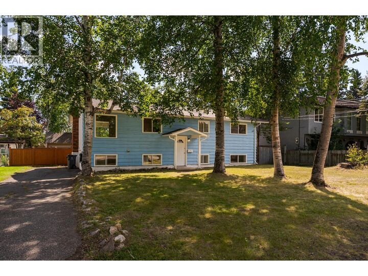 1575 Van Bien Avenue — photo 1