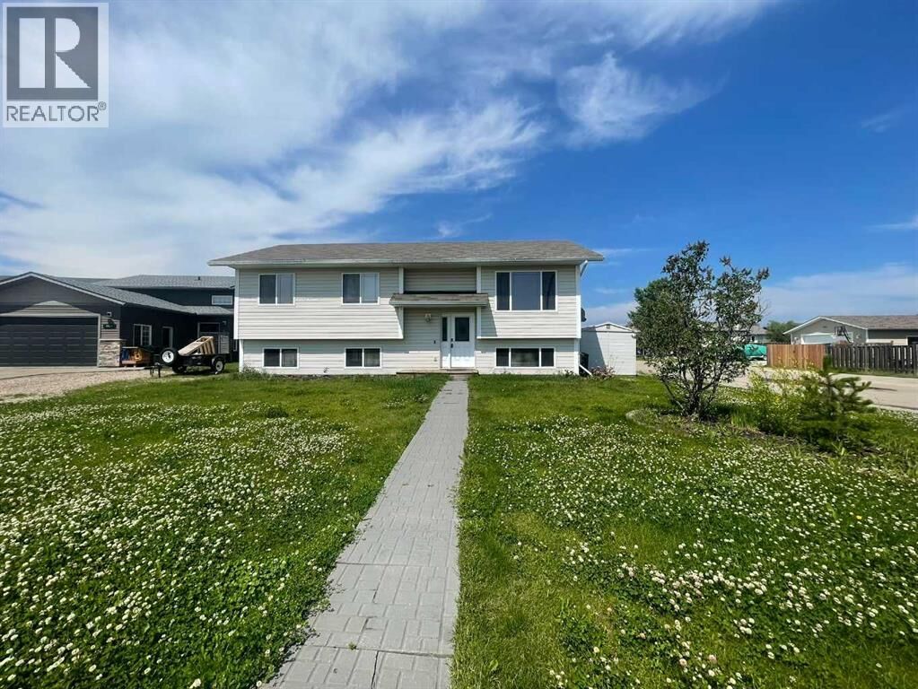 Property Photo:  4802 64 Avenue  AB T9M 0A9 