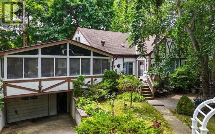 Property Photo:  1065 Lakeshore Road  ON N7V 2V5 