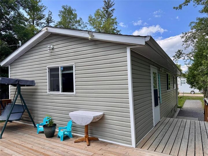 Property Photo: 338 Epsilon Avenue MB R0C 3G0