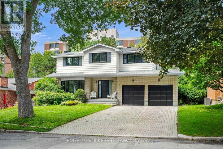 Property Photo: 2343 Whitehaven Crescent ON K2B 5H2