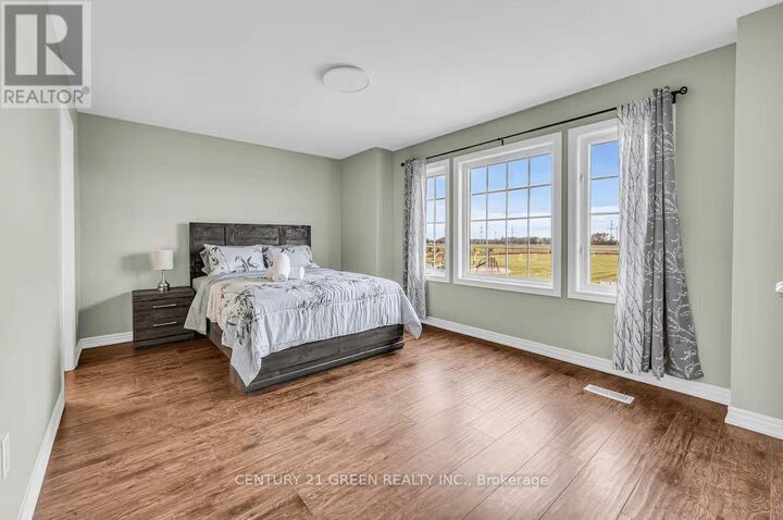 Property Photo: 5 Sunset Way ON L2V 0B6