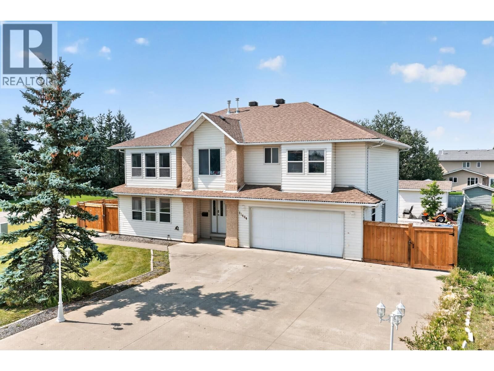 Property Photo: 11404 108 Street BC V1J 6Y2