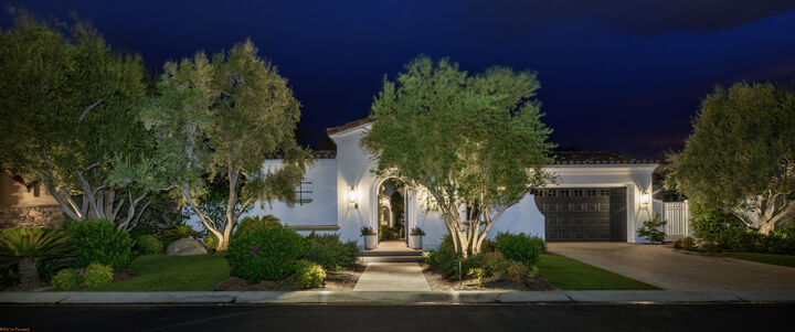 Property Photo: 76265 Via Uzzano CA 92210