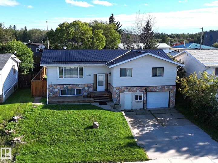 Property Photo: 4631 47 Avenue AB T0E 0T0